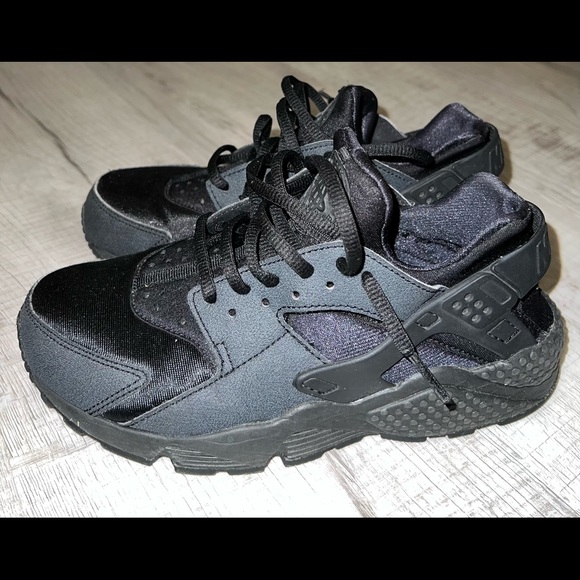 Nike Huraches - Picture 4 of 9